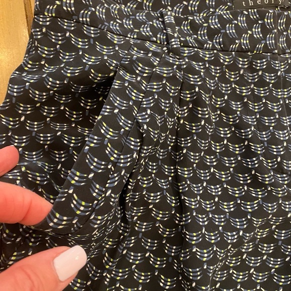 Theory women’s silk pants pockets, pleated black blue new without tag, size 30 - Picture 7 of 14